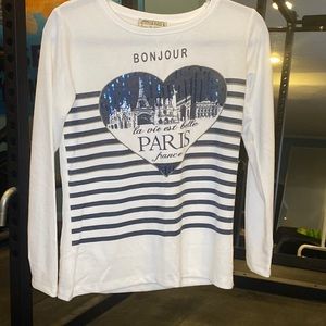 Paris France Souvenir Long Sleeve Shirt